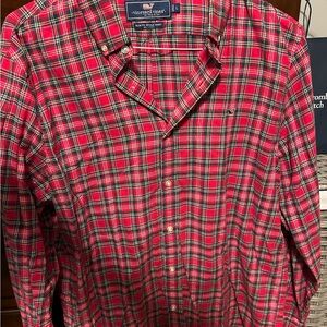 Vineyard Vines Red and Green Casual Button Down Shirt